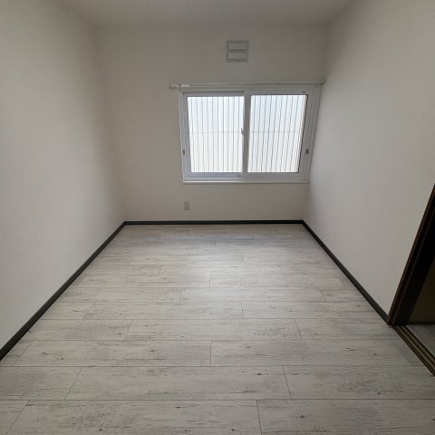 寿ＭＳの洋室