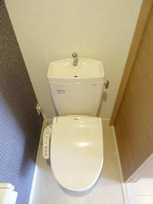 【トイレ】 | アルバーノnono七隈 | 別号室の写真になります。現況優先。