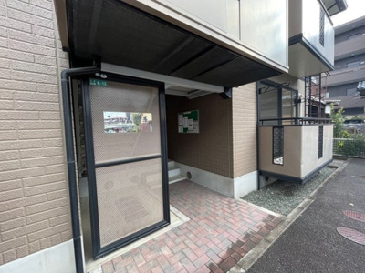 【エントランス】 | シャルム石手