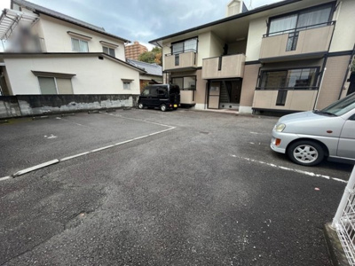 【駐車場】 | シャルム石手