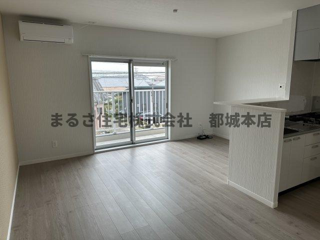 ミライデイズ三股の居間・リビング