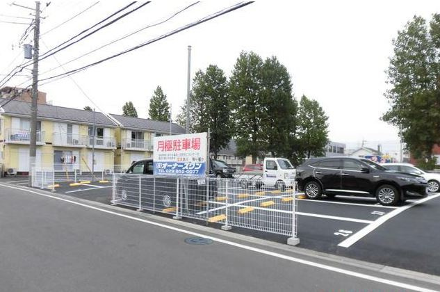 春日駐車場の外観
