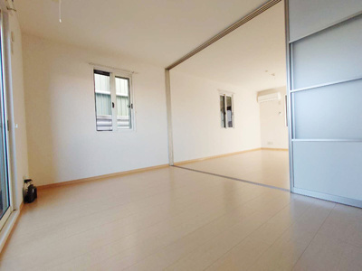 【洋室】 | ヴィヴレ堀川