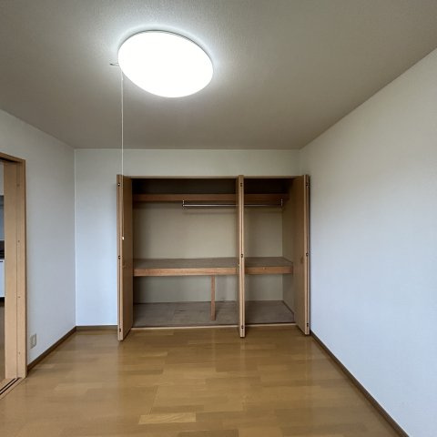 大昭ハイツ若山の居間・リビング