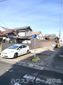 【外観】 | 岐阜市元宮町売地！南西角地の30坪です♪徹明さくら小学校まで徒歩3分！建築条件はございません♪ | 岐阜市元宮町売地！南西角地の30坪です♪徹明さくら小学校まで徒歩3分！建築条件はございません♪