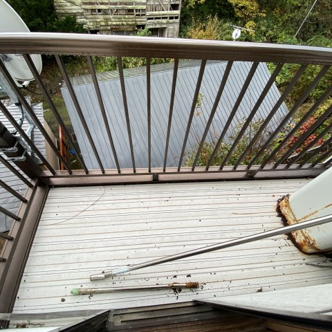 眞島アパートのバルコニー