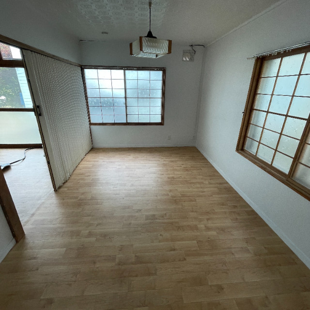 室蘭市柏木町9-10戸建の洋室