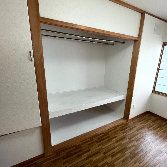室蘭市柏木町9-10戸建の収納