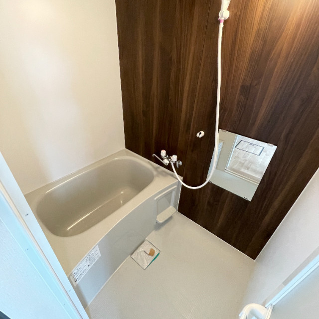 室蘭市柏木町9-10戸建の浴室