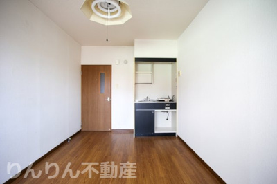 【居間・リビング】 | 第3井村ハイツ | 使いやすいリビングです