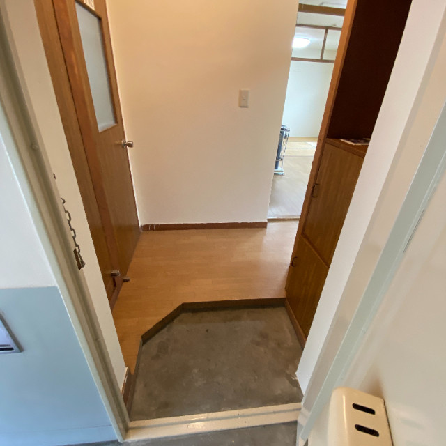 イストワール　Ｃ棟の玄関