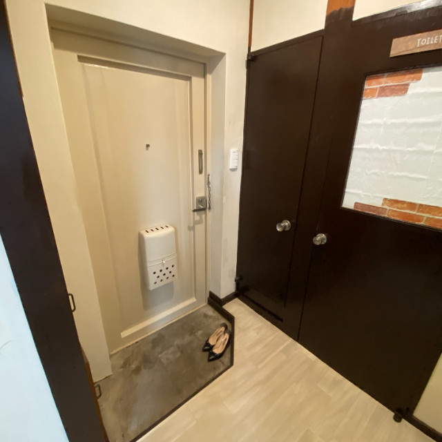 イストワール　Ａ棟の玄関