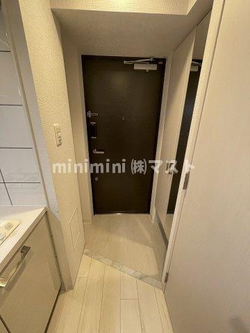 大阪市福島区鷺洲５丁目の賃貸マンションの玄関