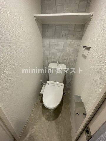 大阪市福島区鷺洲５丁目の賃貸マンションのトイレ