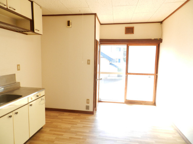 港北ハイツの居間・リビング