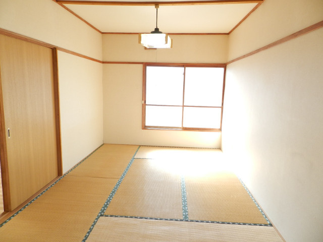 港北ハイツの和室