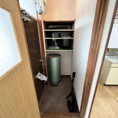 港北ハイツの玄関