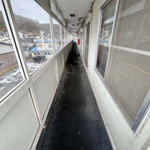 港北ハイツのエントランス