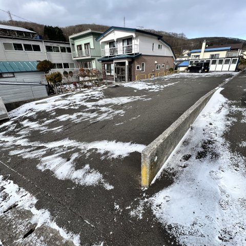 港北ハイツの駐車場