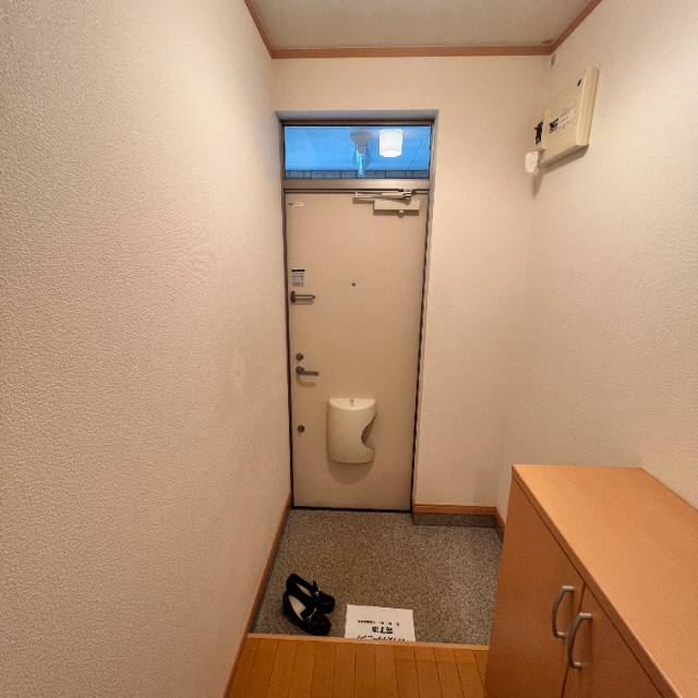 フジナカコーポⅨの玄関