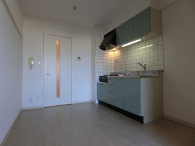 【居間・リビング】 | ロイヤルハイツ清鳳