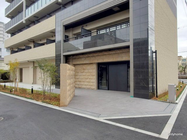 ライジングメゾン新大阪サウス　仲介手数料無料のエントランス