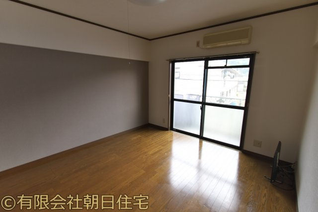 レインボー２の居間・リビング