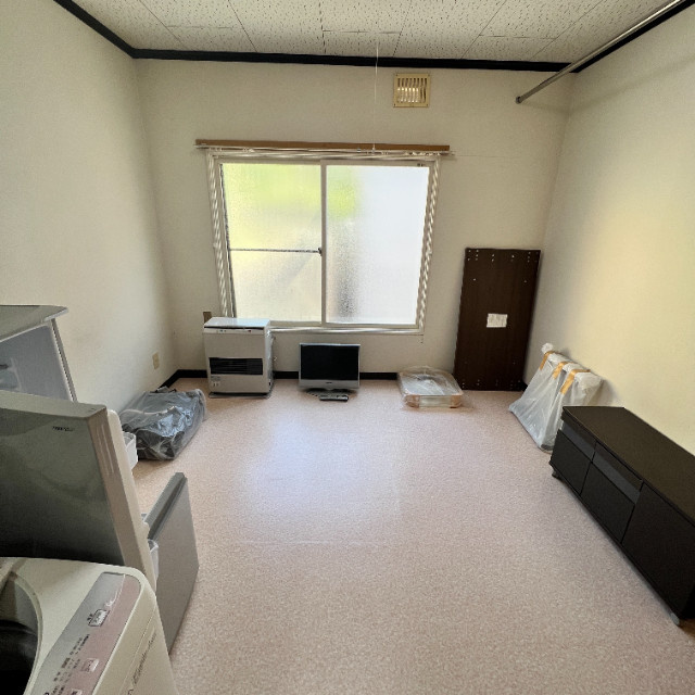 ハイツレイメイの居間・リビング