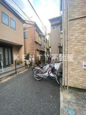 【その他共用部分】 | インベスト羽田Ⅱ | 駐車場に車を止められます