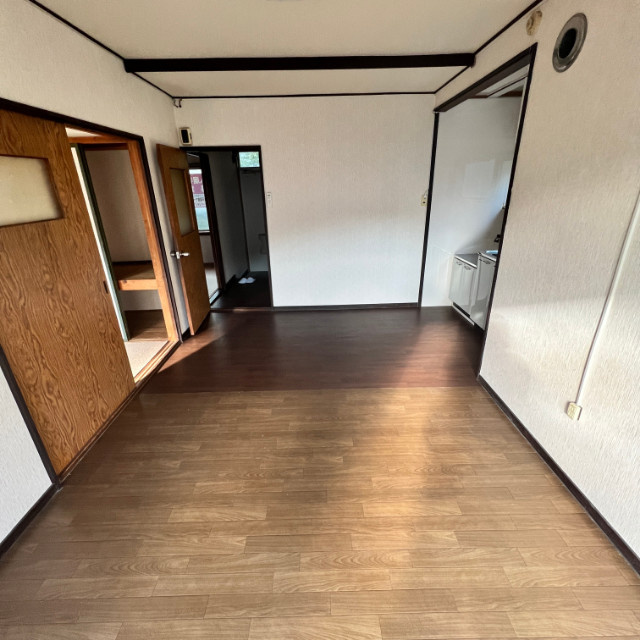 永井アパートの居間・リビング