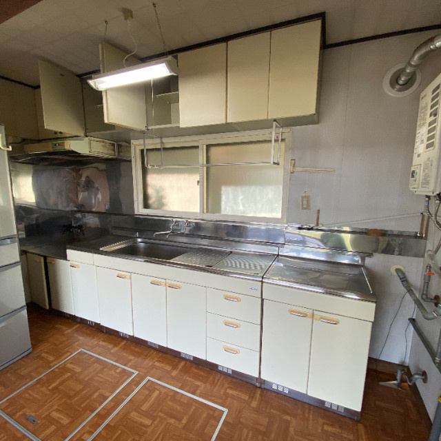 室蘭市沢町８－９戸建のキッチン
