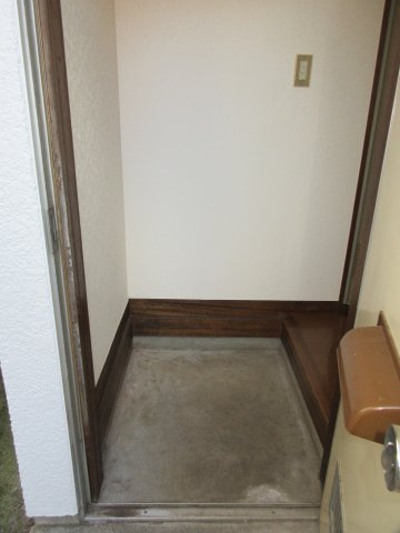 ハビテKの玄関