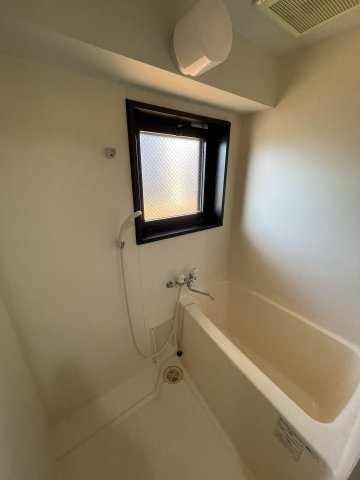 【浴室】 | コンパクトで使いやすいお風呂です
