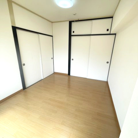 ＫＴハイツの洋室