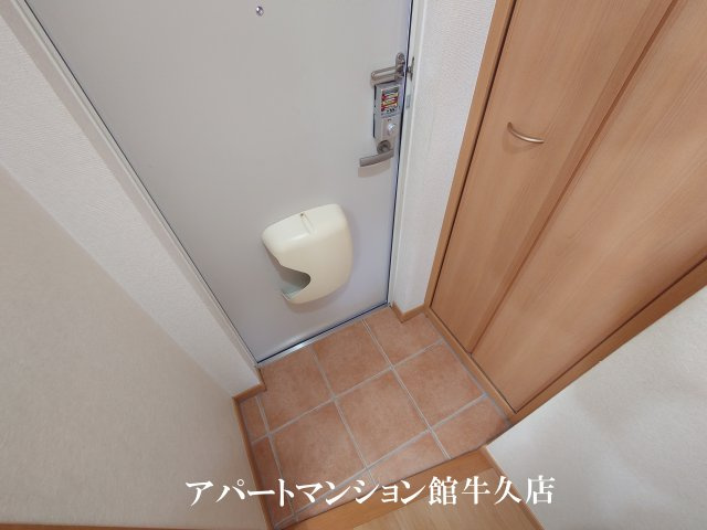 ハーヴェストヒルＡの玄関