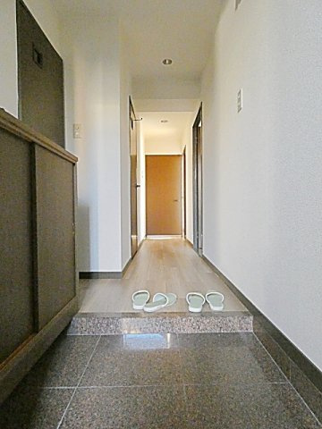 リーブル原Ⅱの玄関|きれいな玄関です