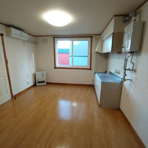 ハイツひまわりの居間・リビング