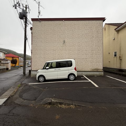 はまだ荘の駐車場