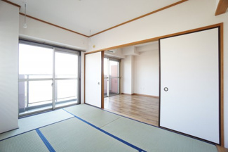 【和室】 | クレールライフ | ※同物件・反転タイプの写真です。