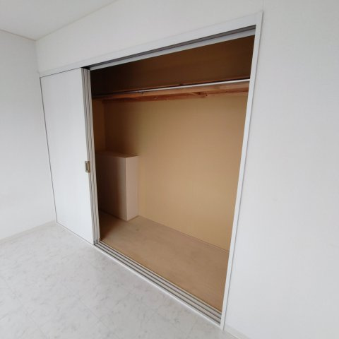 ハイツからんⅠの収納