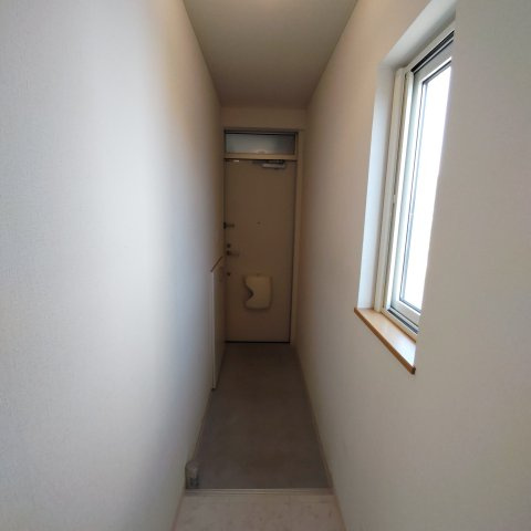 ハイツからんⅠの玄関