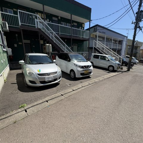 クリーンコーポ藍の駐車場