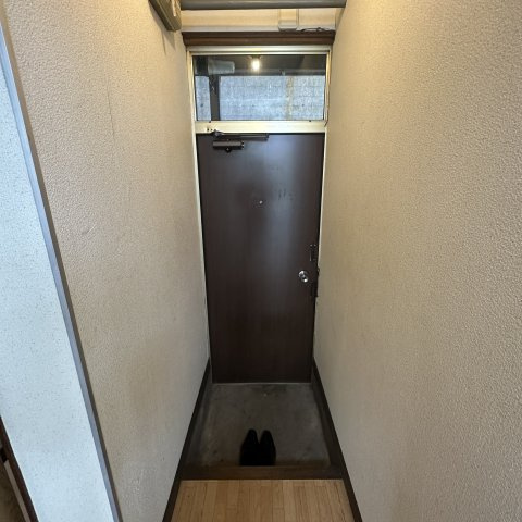 コーポ原田の玄関