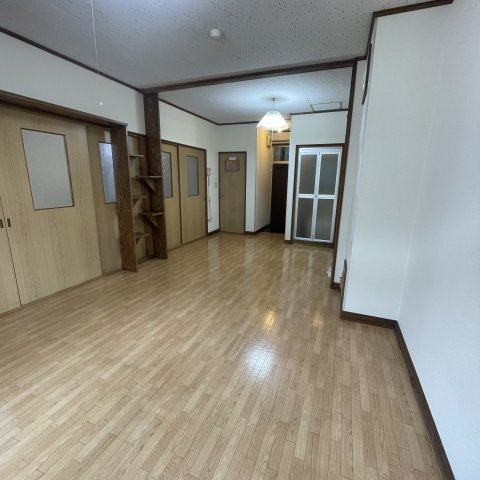 コーポ原田の居間・リビング