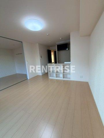 リバーベルのエントランス|105洋室 リバーベル105