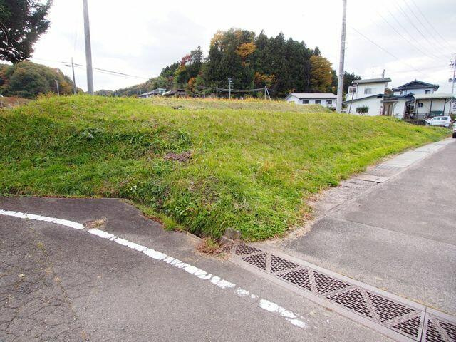 【外観】 | 前面道路含む現地写真