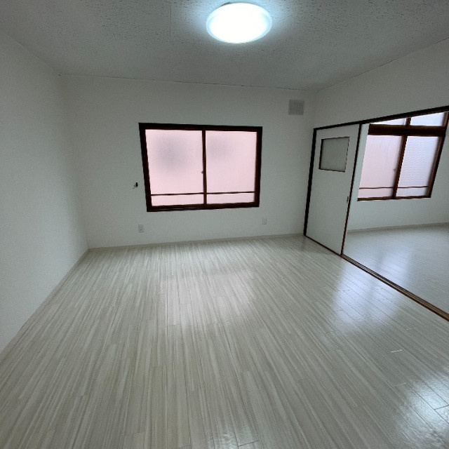 エヌエスハイツの居間・リビング