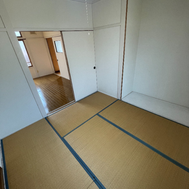 エヌエスハイツの和室