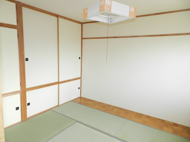 港北ハイツ１の内装