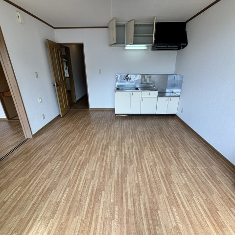 コーポスワンAの居間・リビング